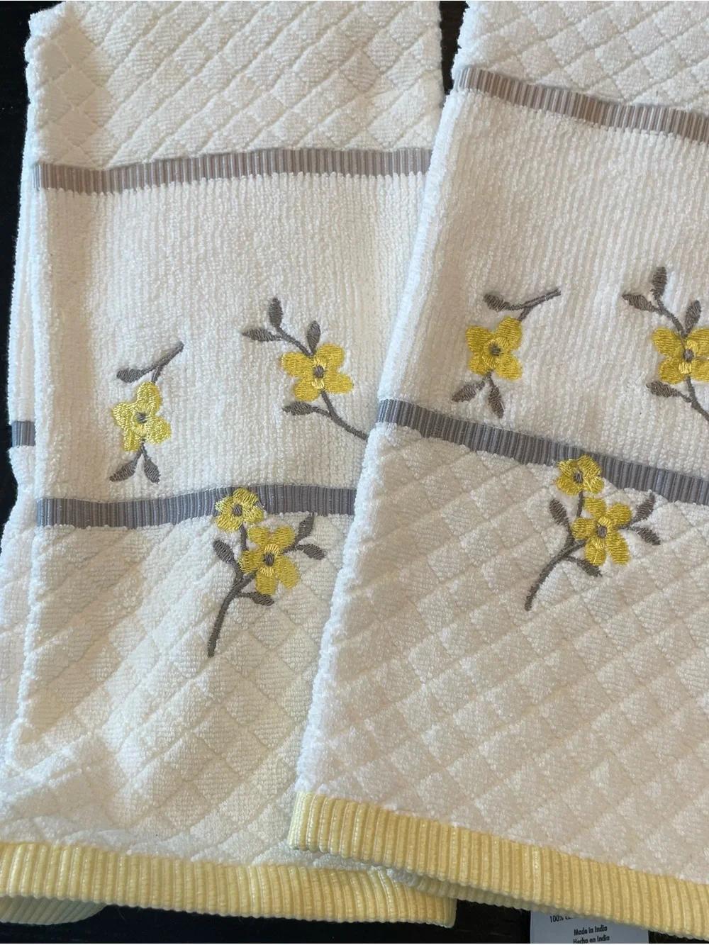 Embroidered Floral complete bathroom set